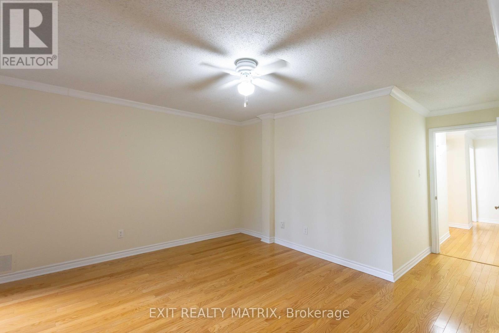 House for Rent in Ottawa – 104 – 2 WARNER STREET, Ottawa – By Peter Sagos - Image 23