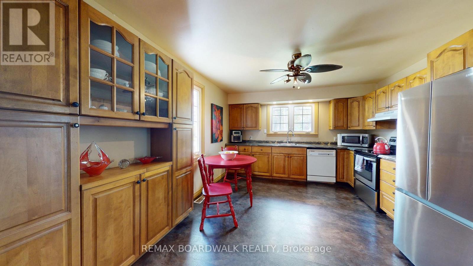 1061 CENTENNIAL ROAD - 11
