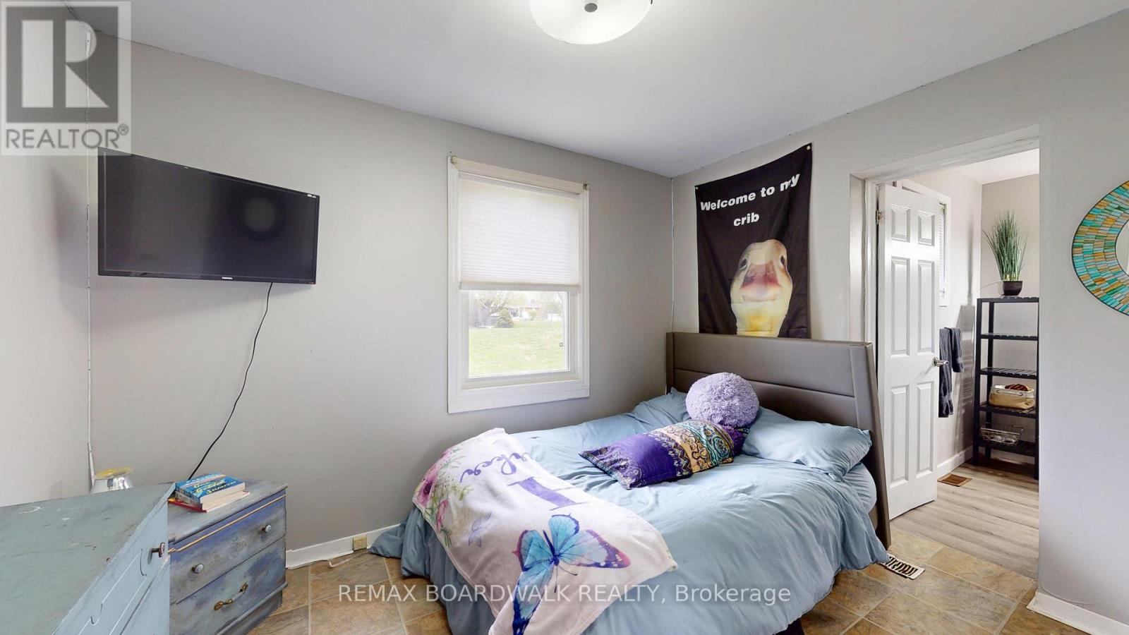 1061 CENTENNIAL ROAD - 18