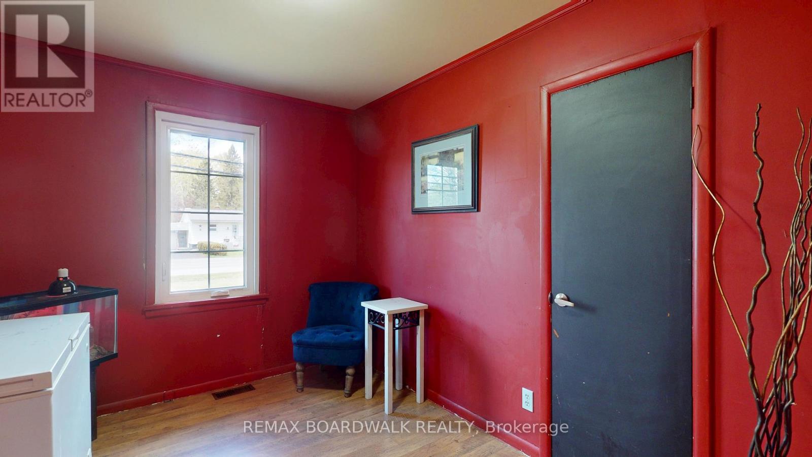 1061 CENTENNIAL ROAD - 23