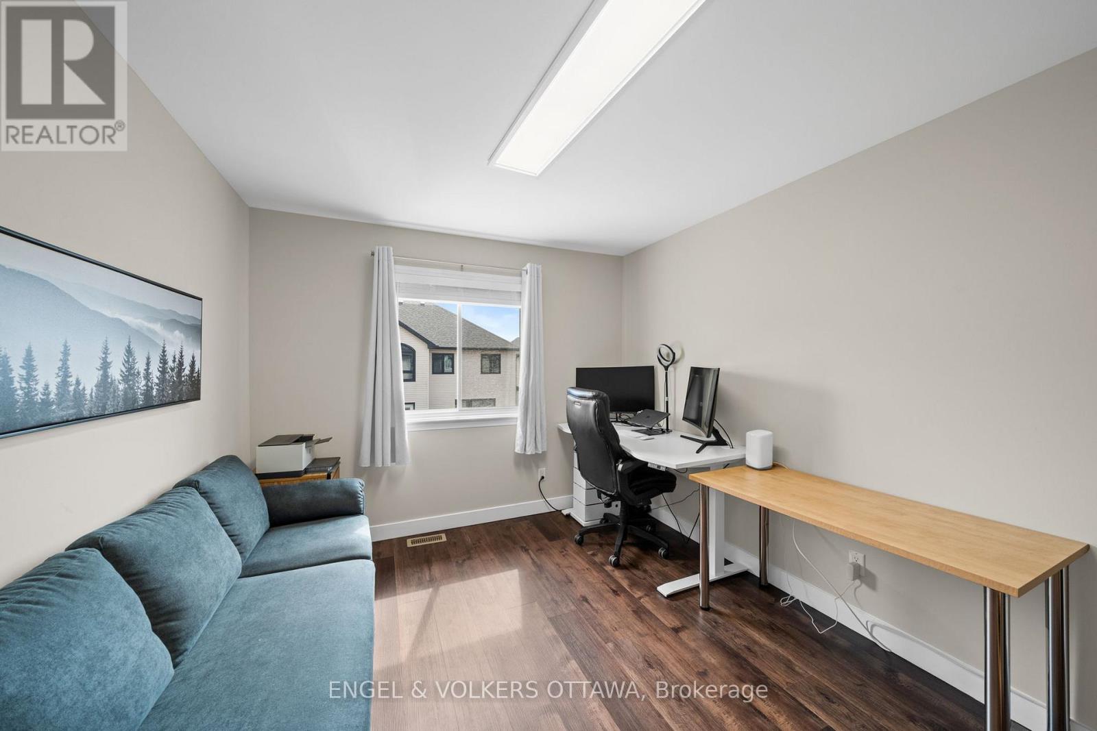 16 MAYFORD AVENUE - 20