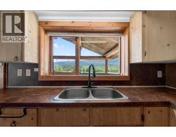 Full bathroom - 3312 White Lake Road, Sorrento, BC V0E2W0 Photo 9