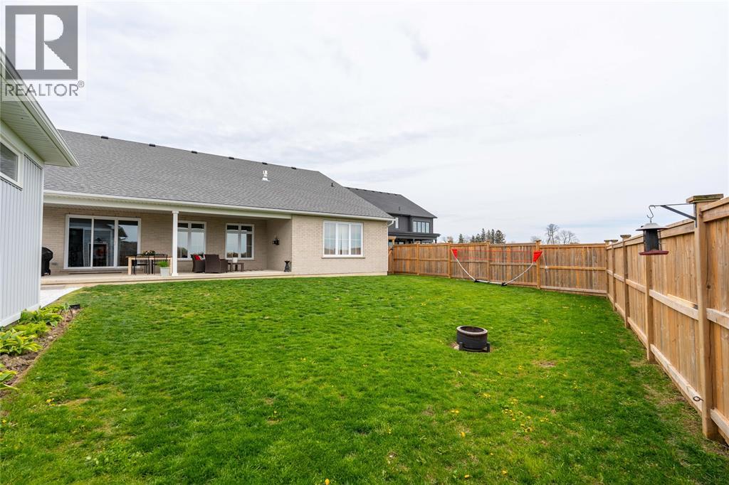 3613 Queen STREET - 39