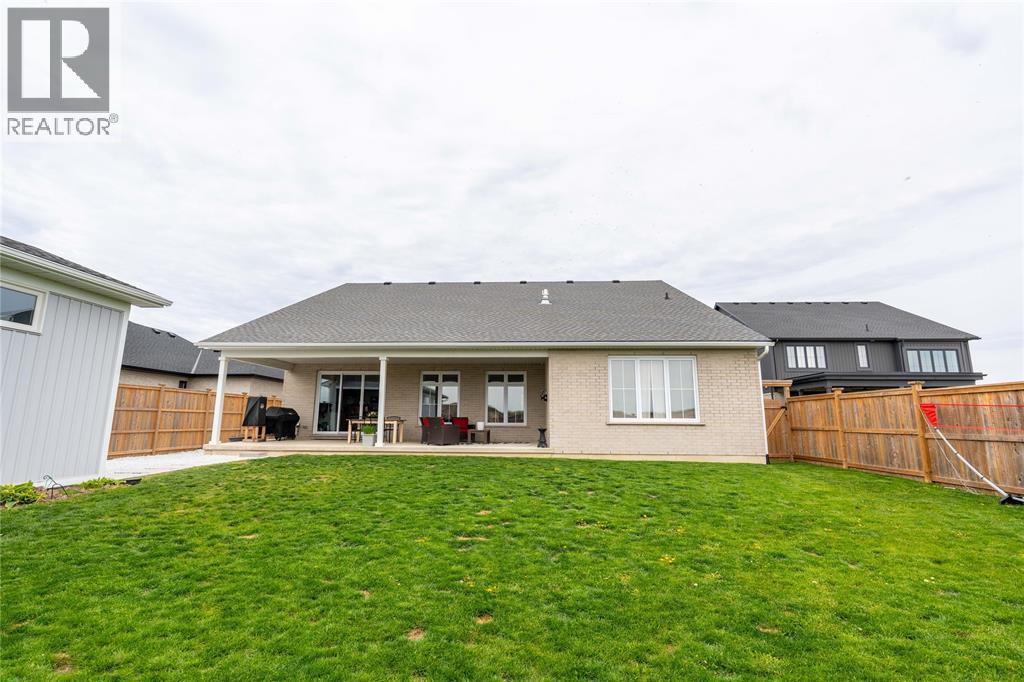 3613 Queen STREET - 40