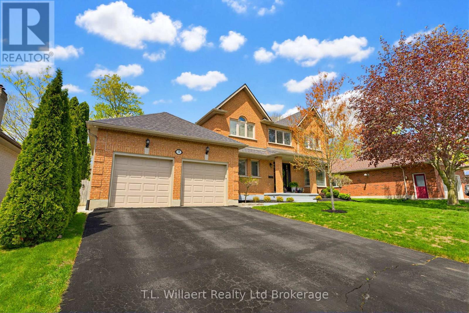 10 WOODSIDE DRIVE - 1
