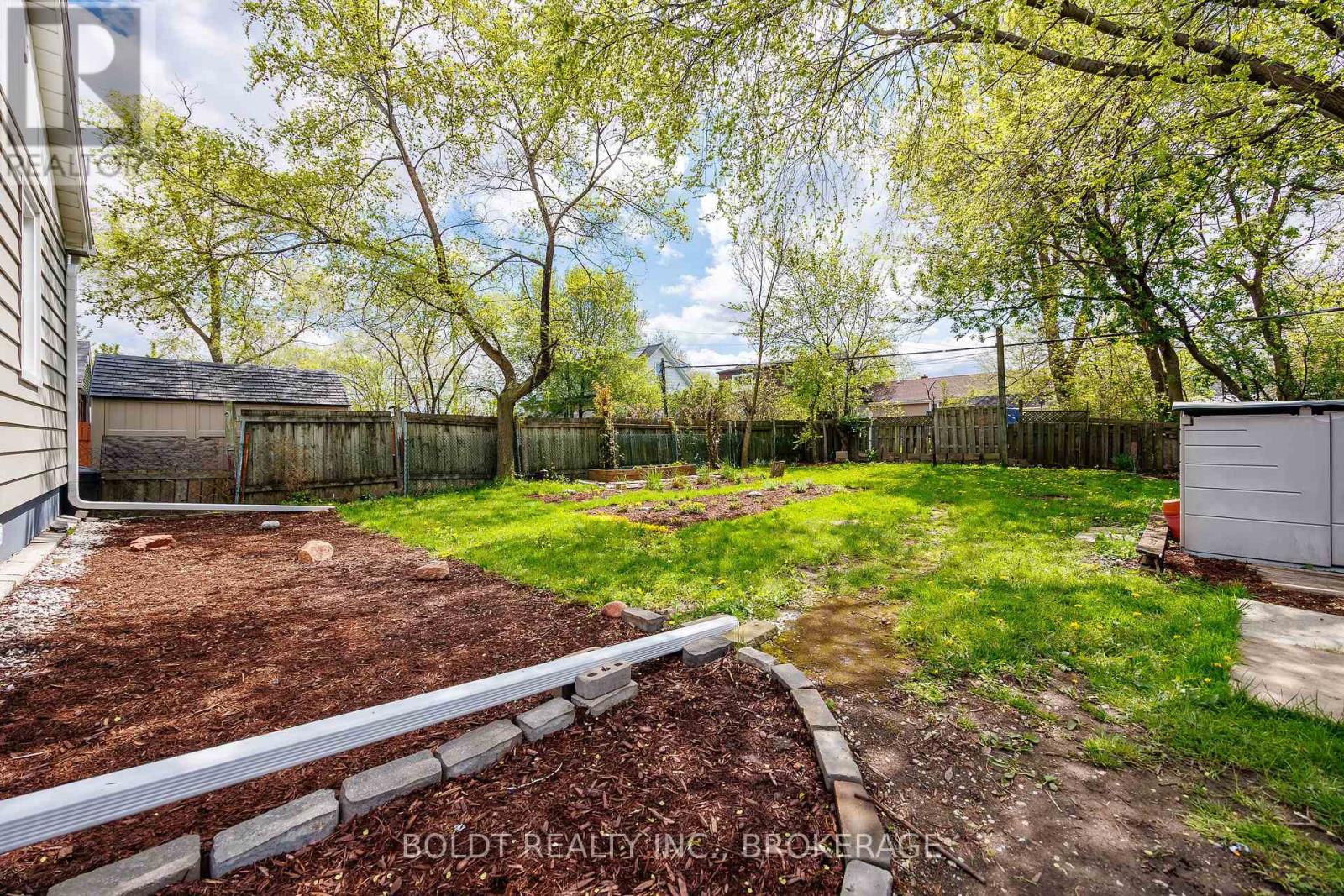 422 WELLAND AVENUE - 15