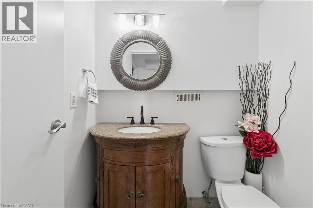 24 BRIAR KNOLL Place, Kitchener, Ontario, N2E2B9 — Photo 14