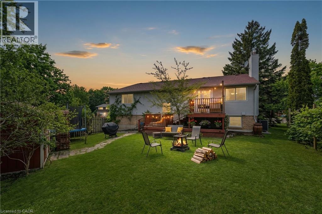 24 BRIAR KNOLL Place, Kitchener, Ontario, N2E2B9 — Photo 5