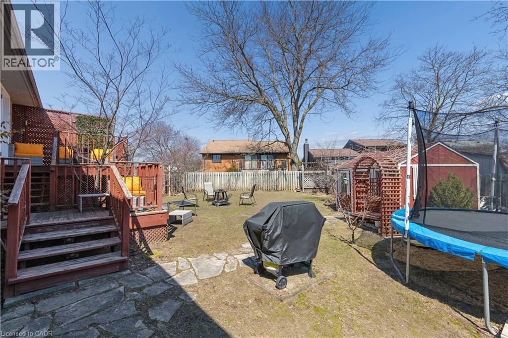 24 BRIAR KNOLL Place, Kitchener, Ontario, N2E2B9 — Photo 6