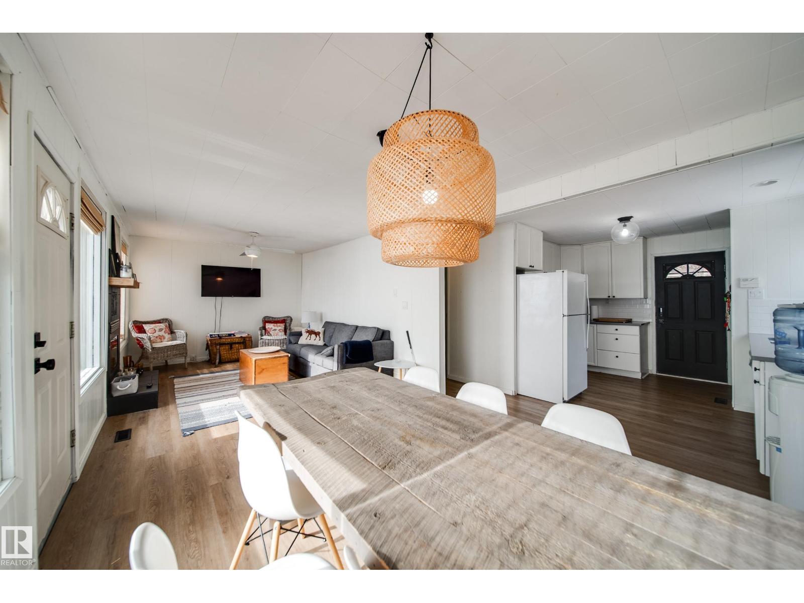 595 1 AV N - Image 2