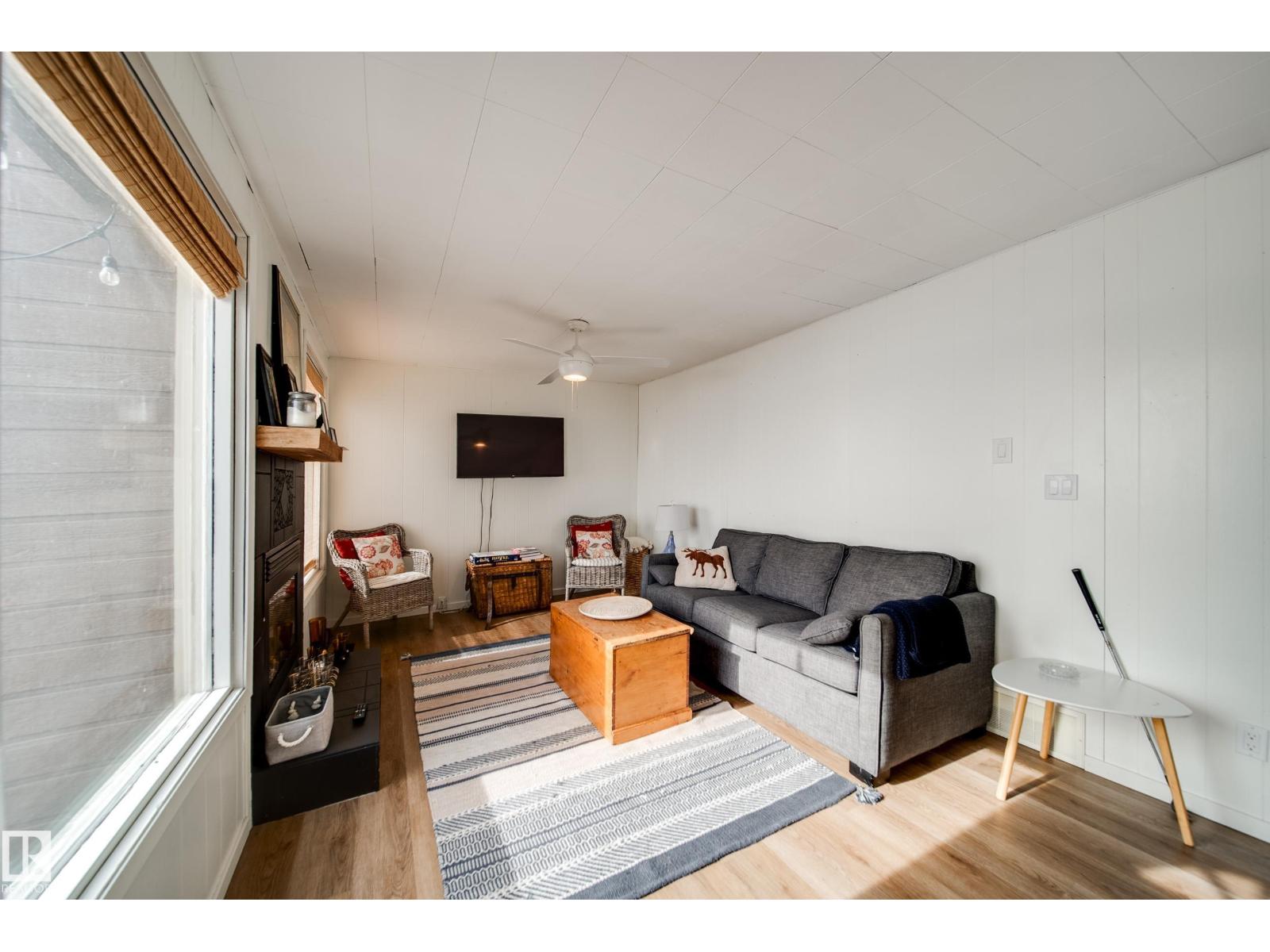 595 1 AV N - 6