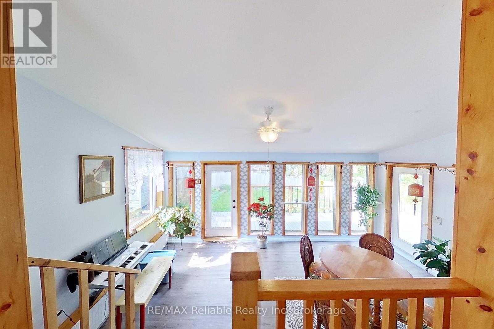 32 RATTENBURY STREET W - 17