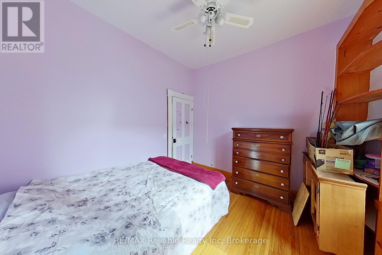 32 RATTENBURY STREET W - 23