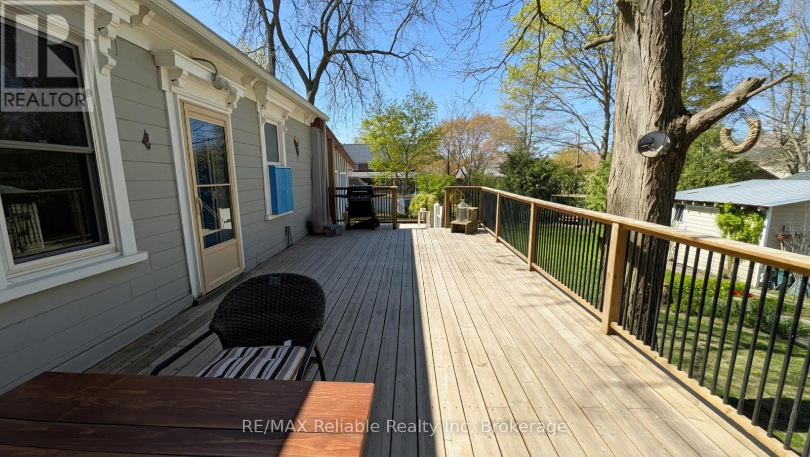 32 RATTENBURY STREET W - 44
