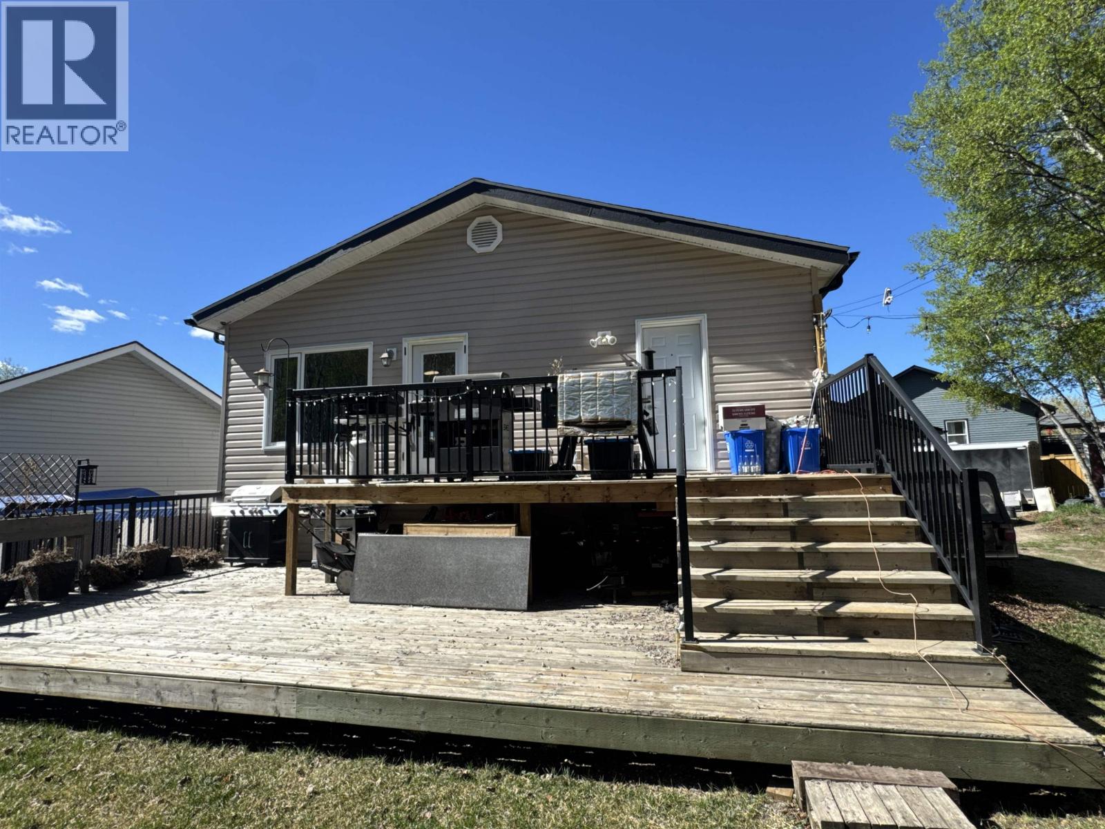 9616 FAIRWAY AVENUE - 19
