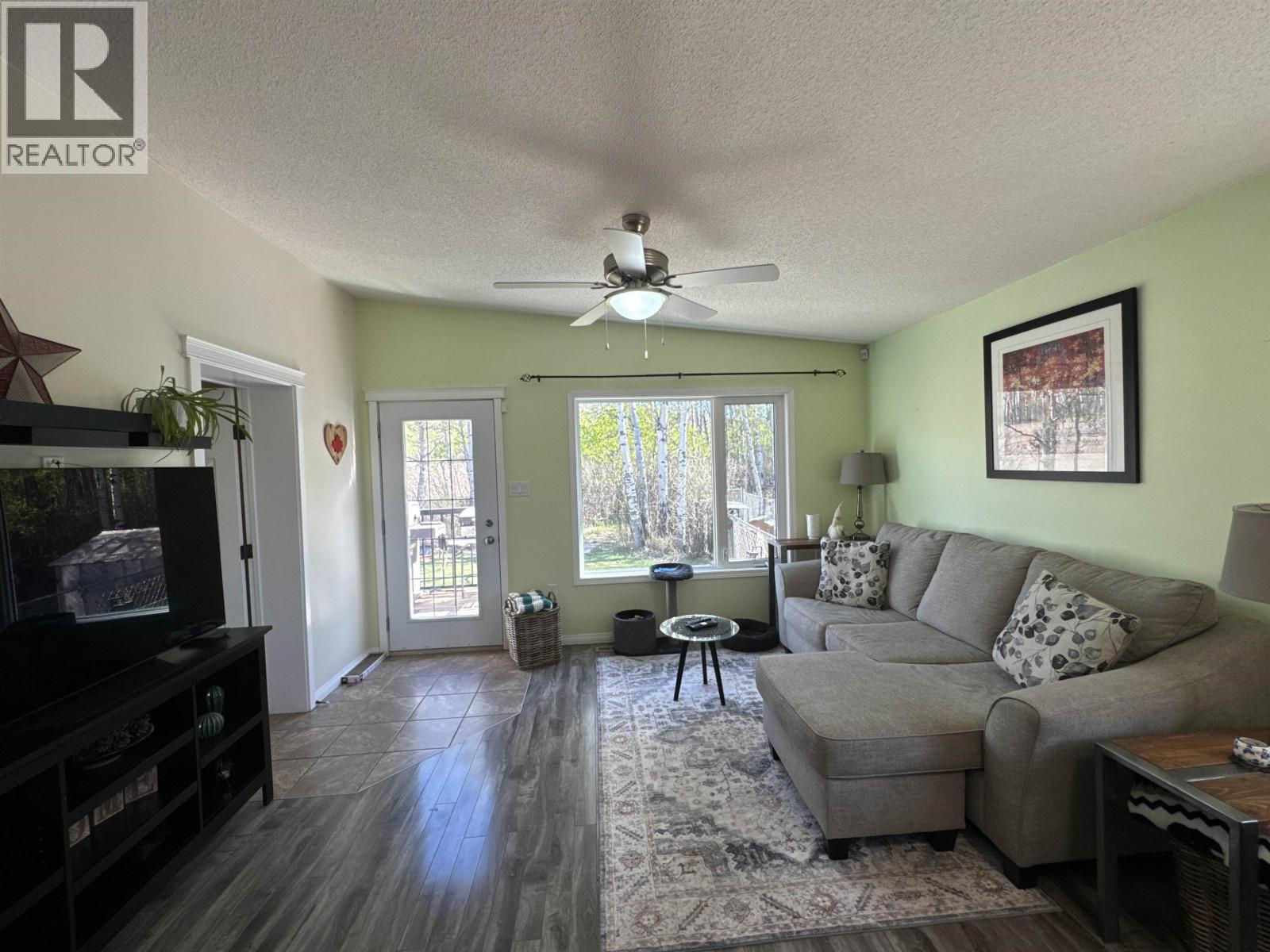 9616 FAIRWAY AVENUE - 6