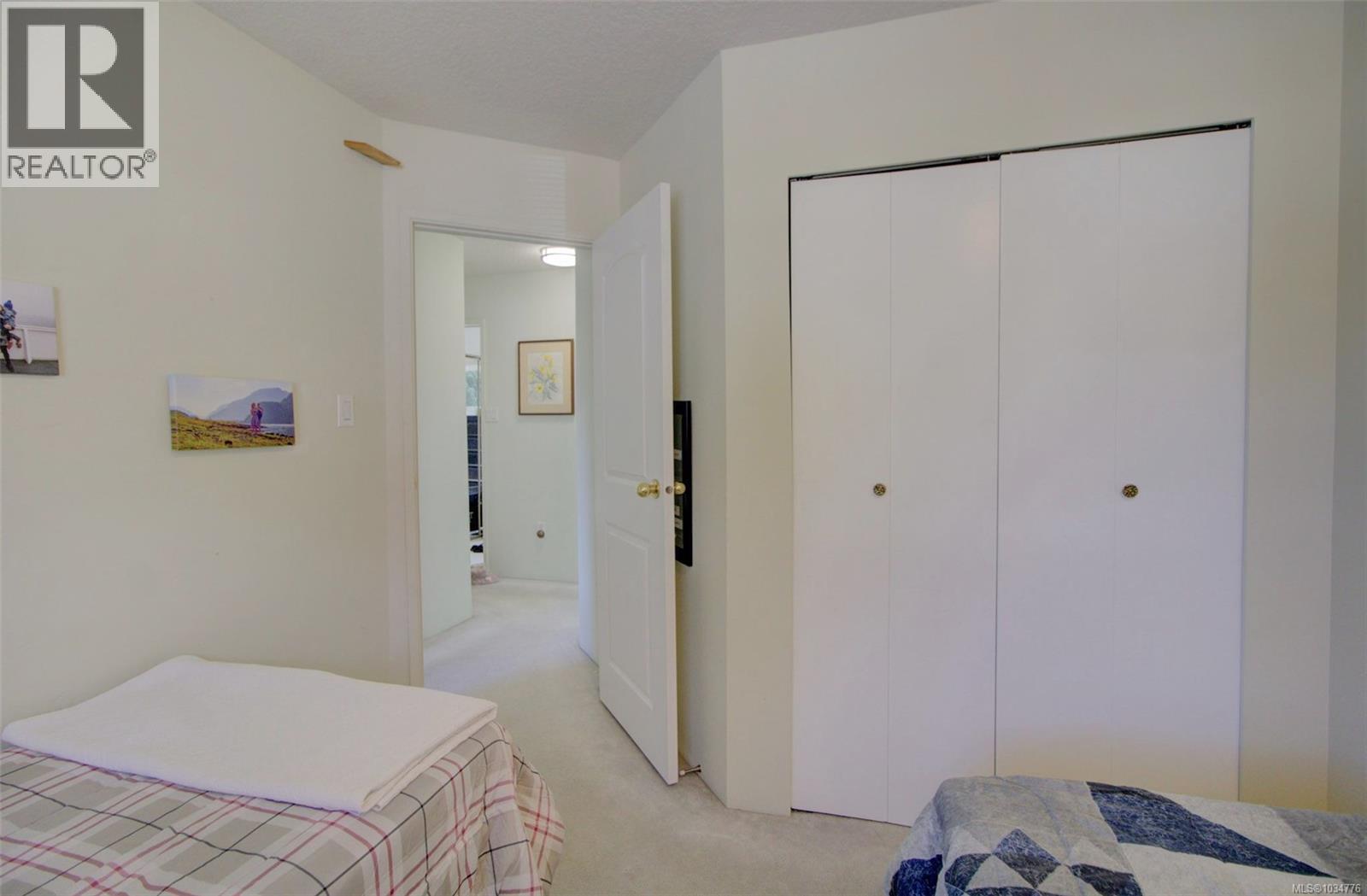 414 Donner Dr - 18