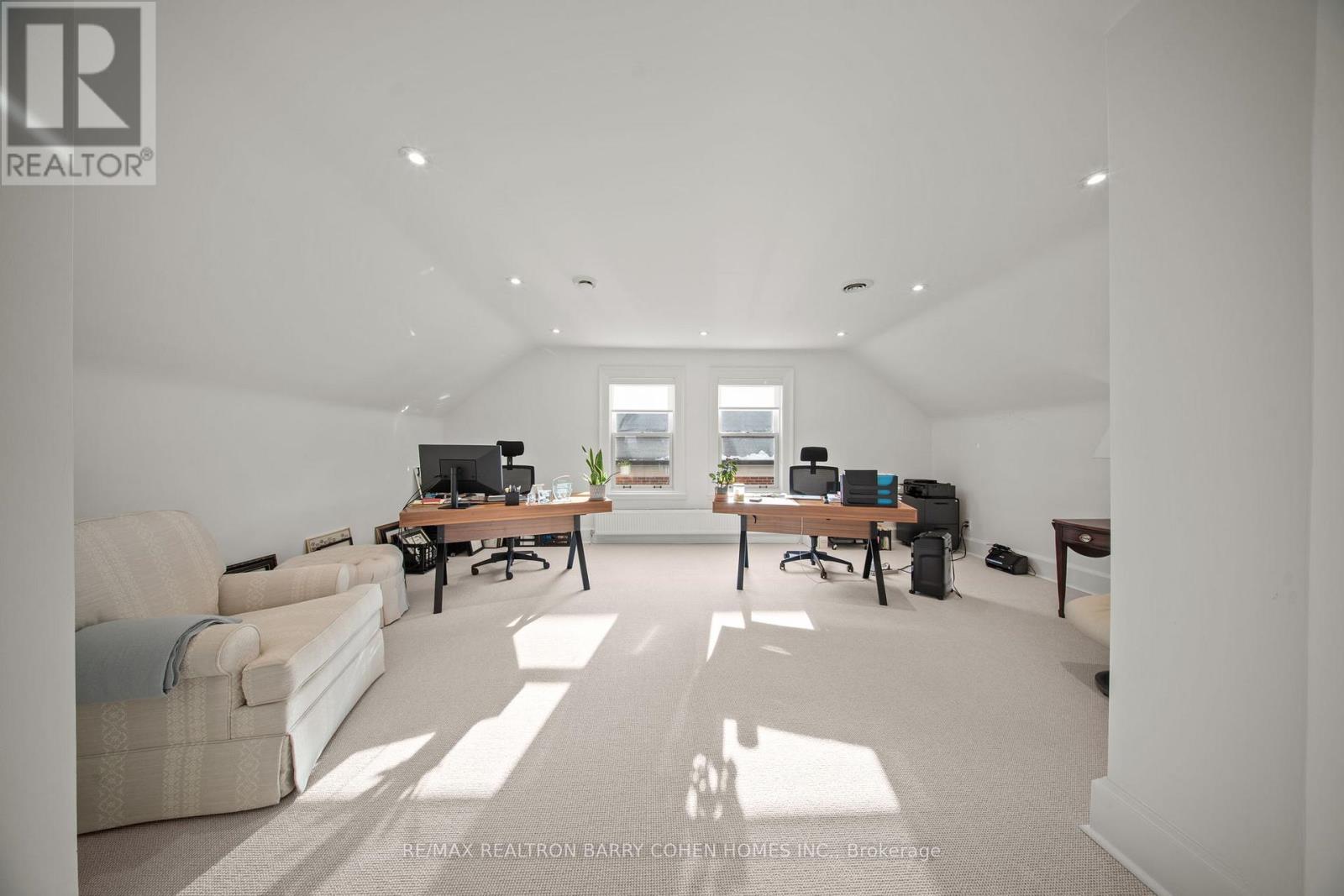 302 RUSSELL HILL ROAD - 25