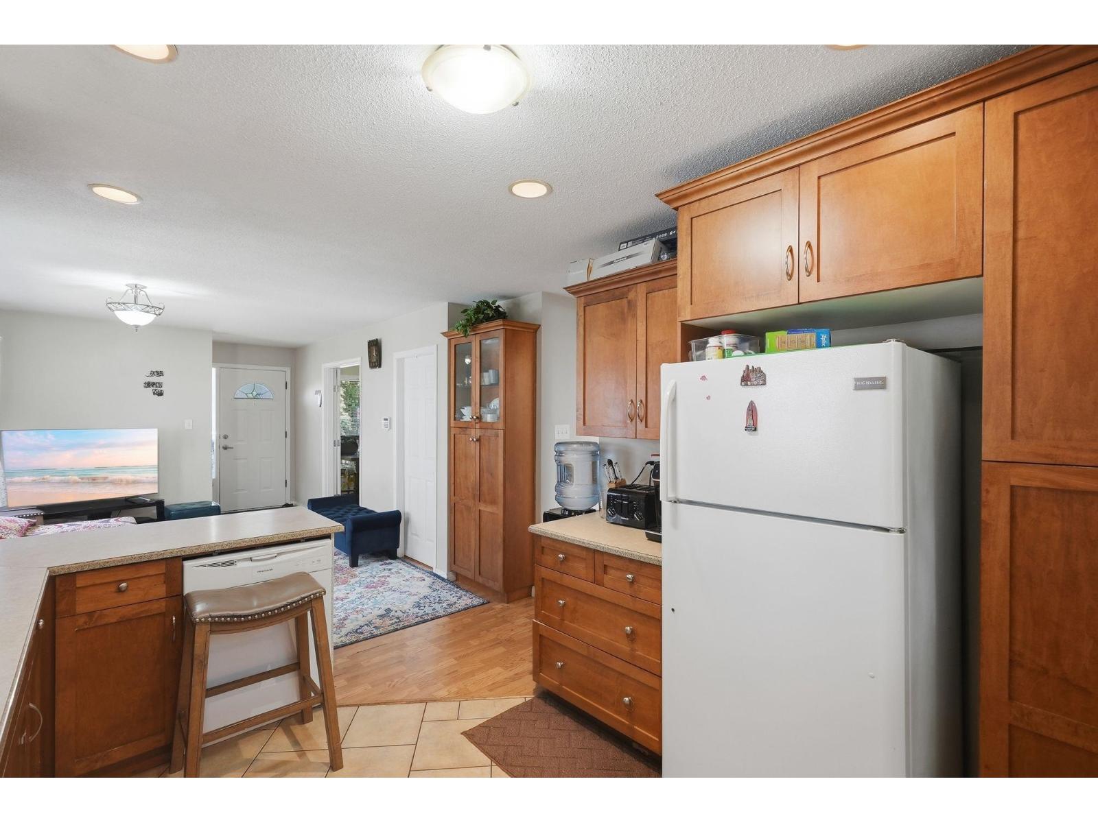 11470 95 Avenue, Delta