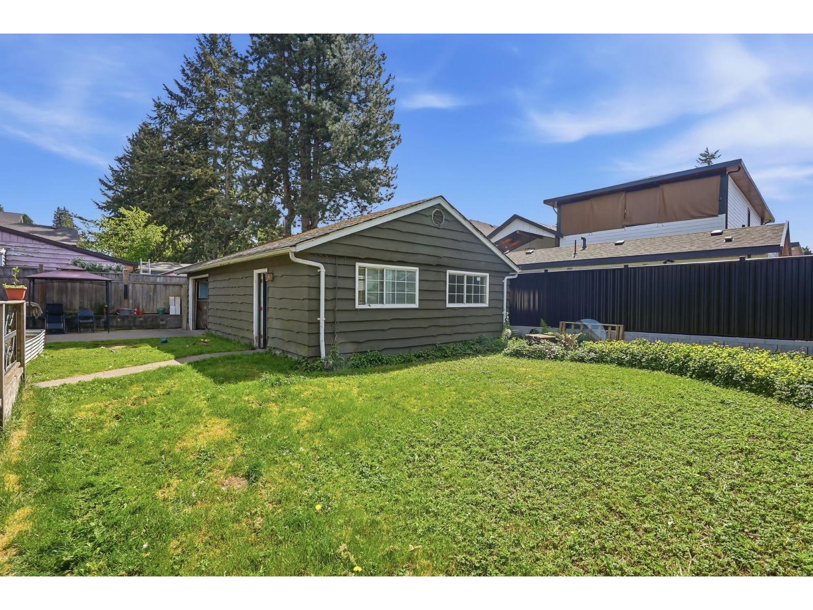 11470 95 Avenue, Delta