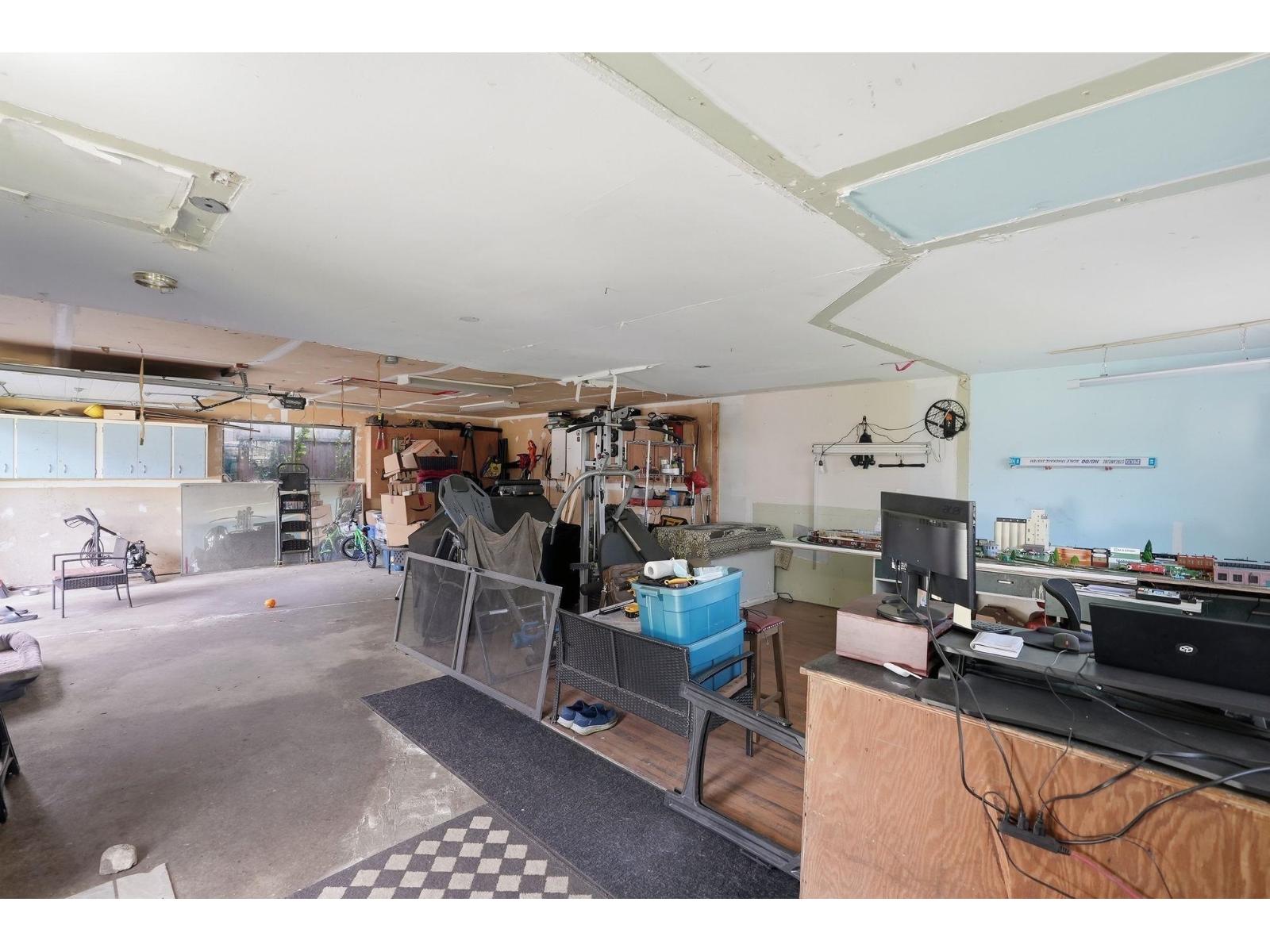 11470 95 Avenue, Delta