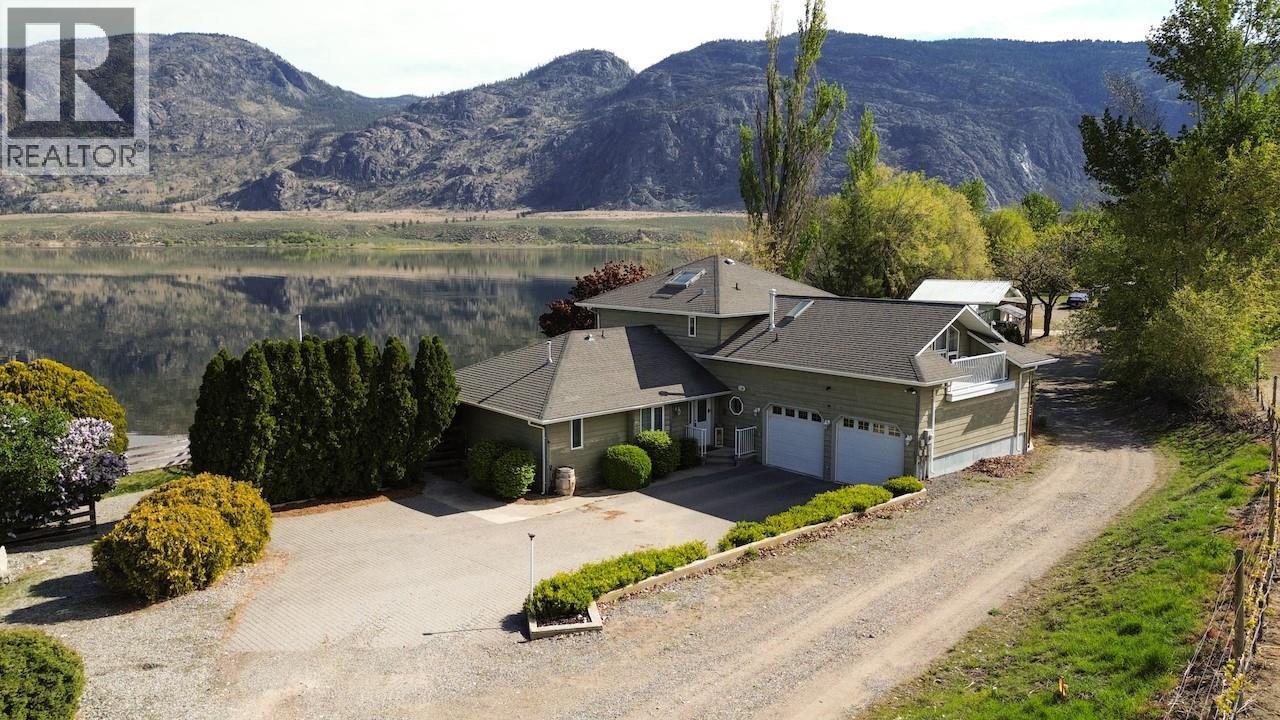 8405 104th Avenue, Osoyoos