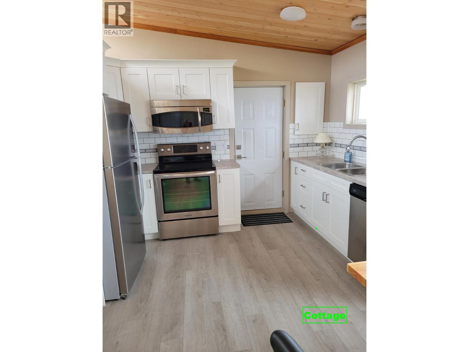 8405 104th Avenue, Osoyoos
