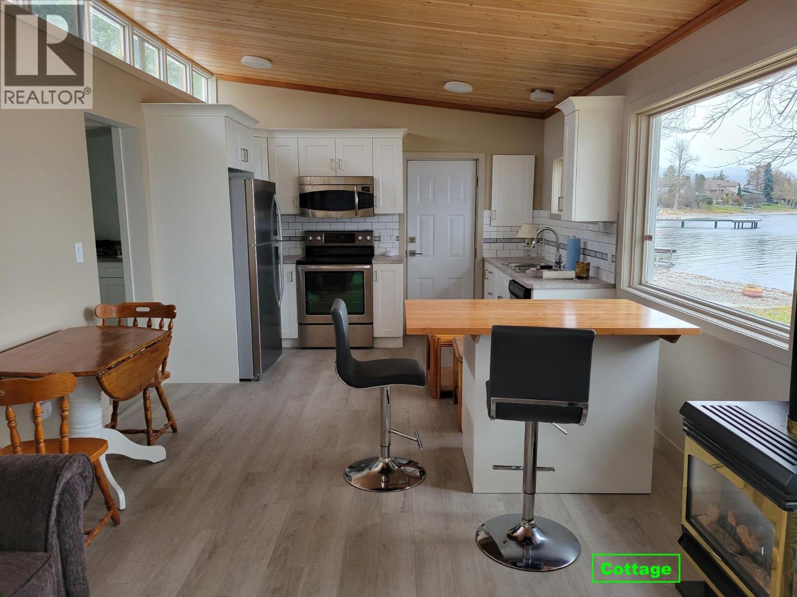 8405 104th Avenue, Osoyoos