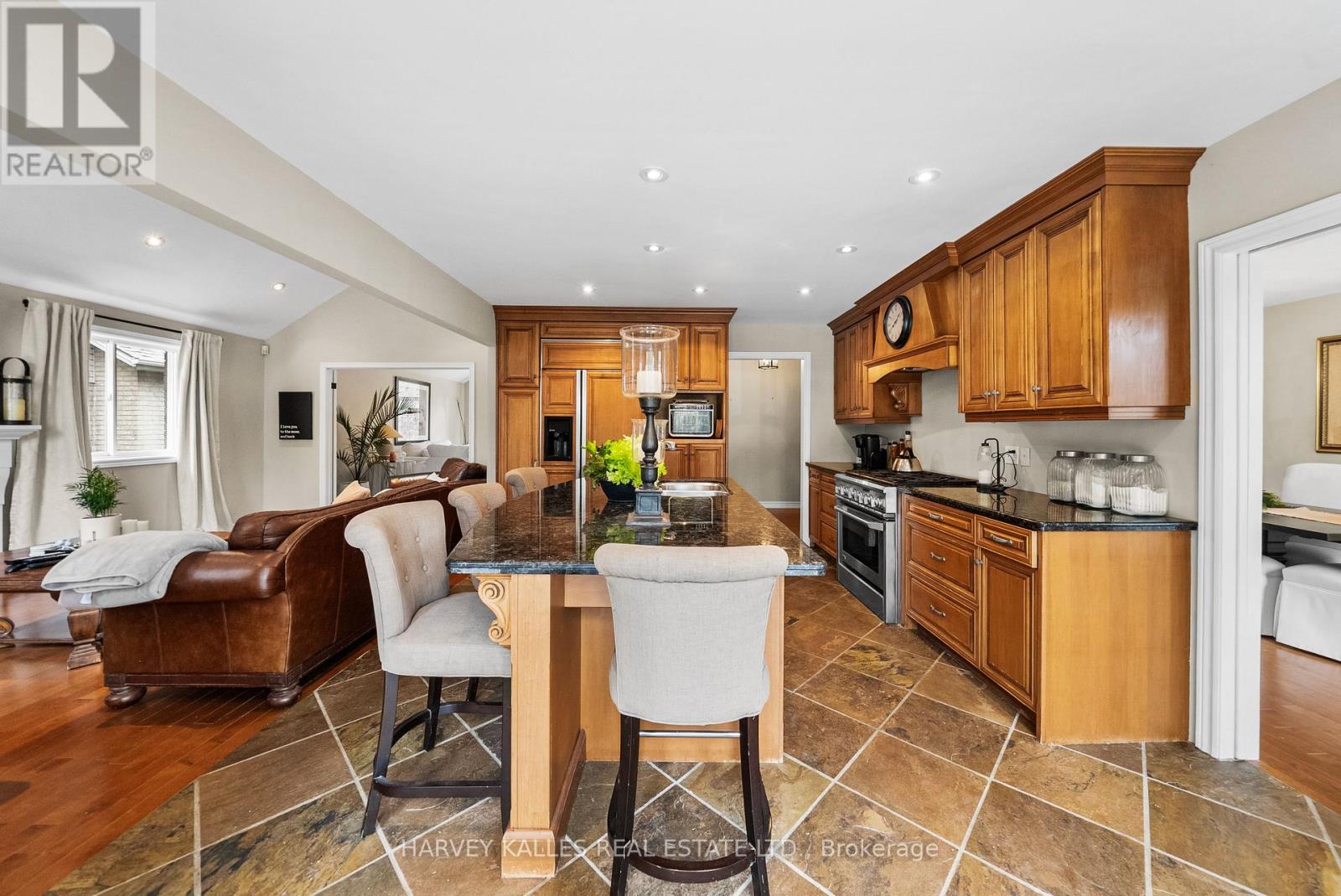 2139 BUSHTRAIL COURT - 17