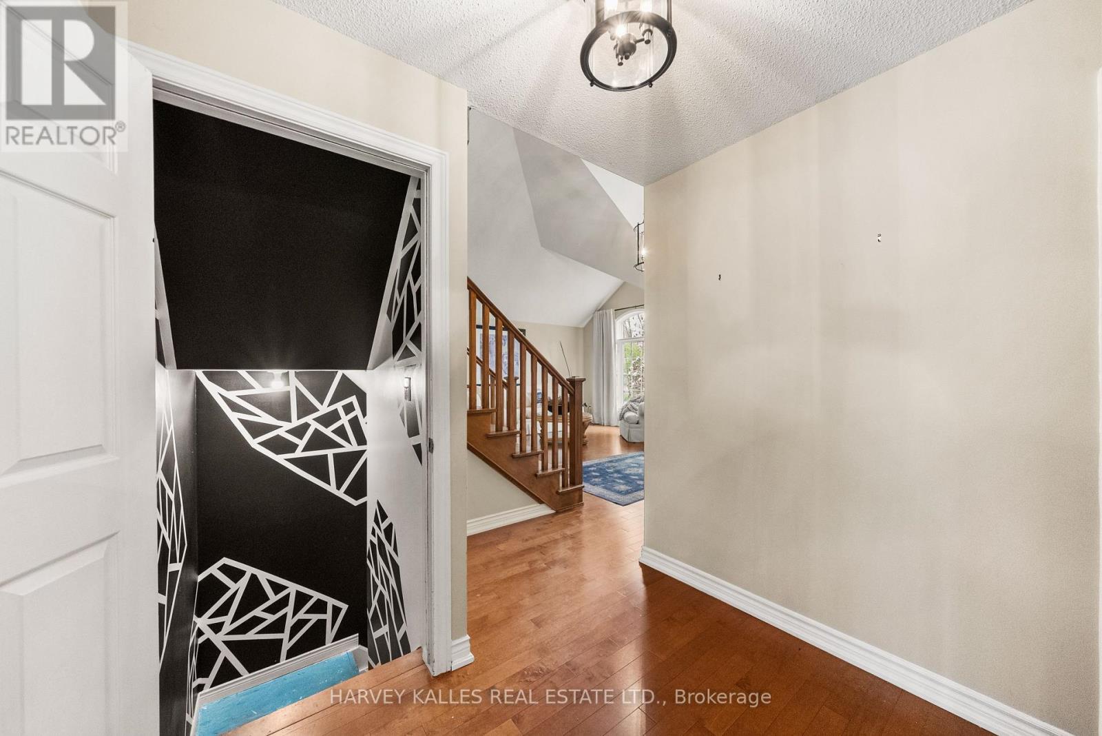 2139 BUSHTRAIL COURT - 23