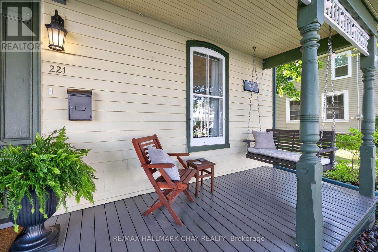 221 PROSPECT STREET - 5