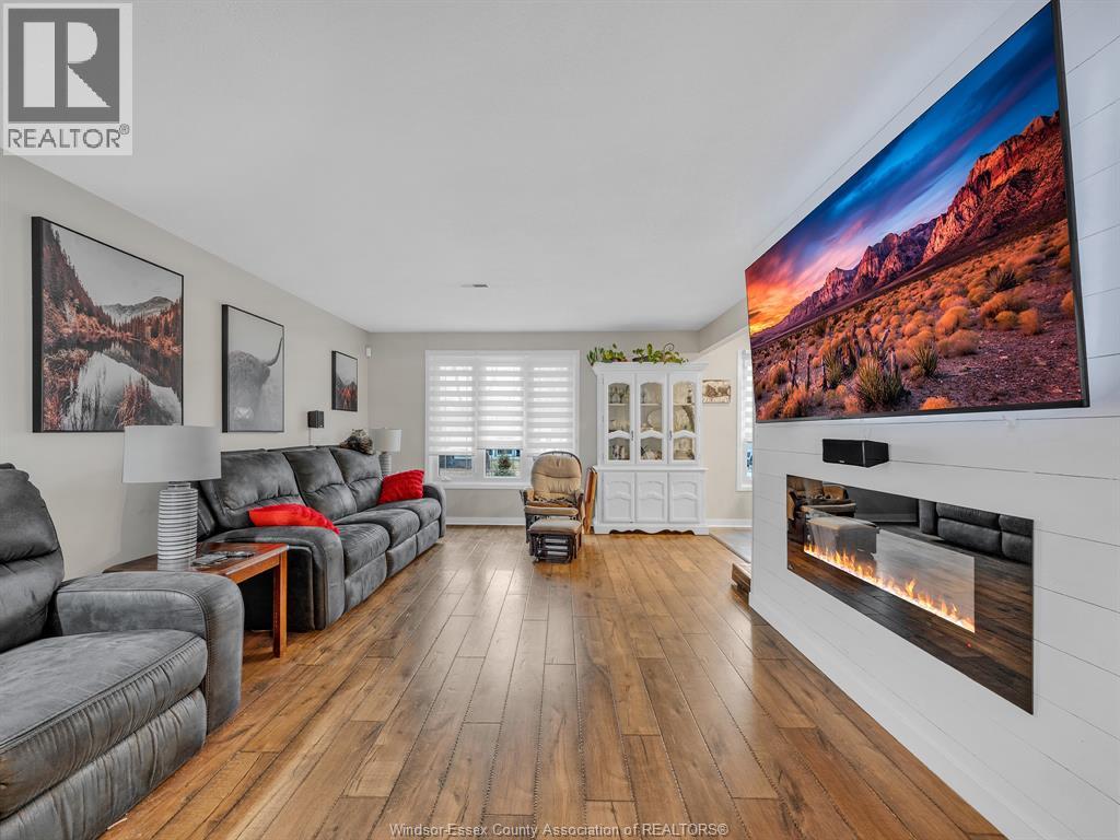 147 BOARDWALK AVENUE - 4