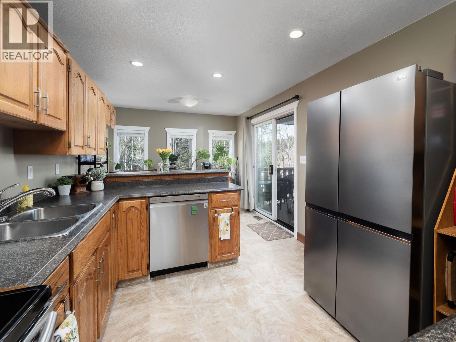 Dining room of 3449 CLEARWOOD PLACE · Prince George, BC