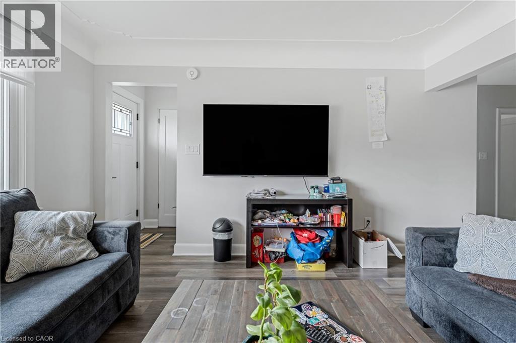 284 BOWMAN Street, Hamilton, Ontario, L8S2V3 — Photo 11
