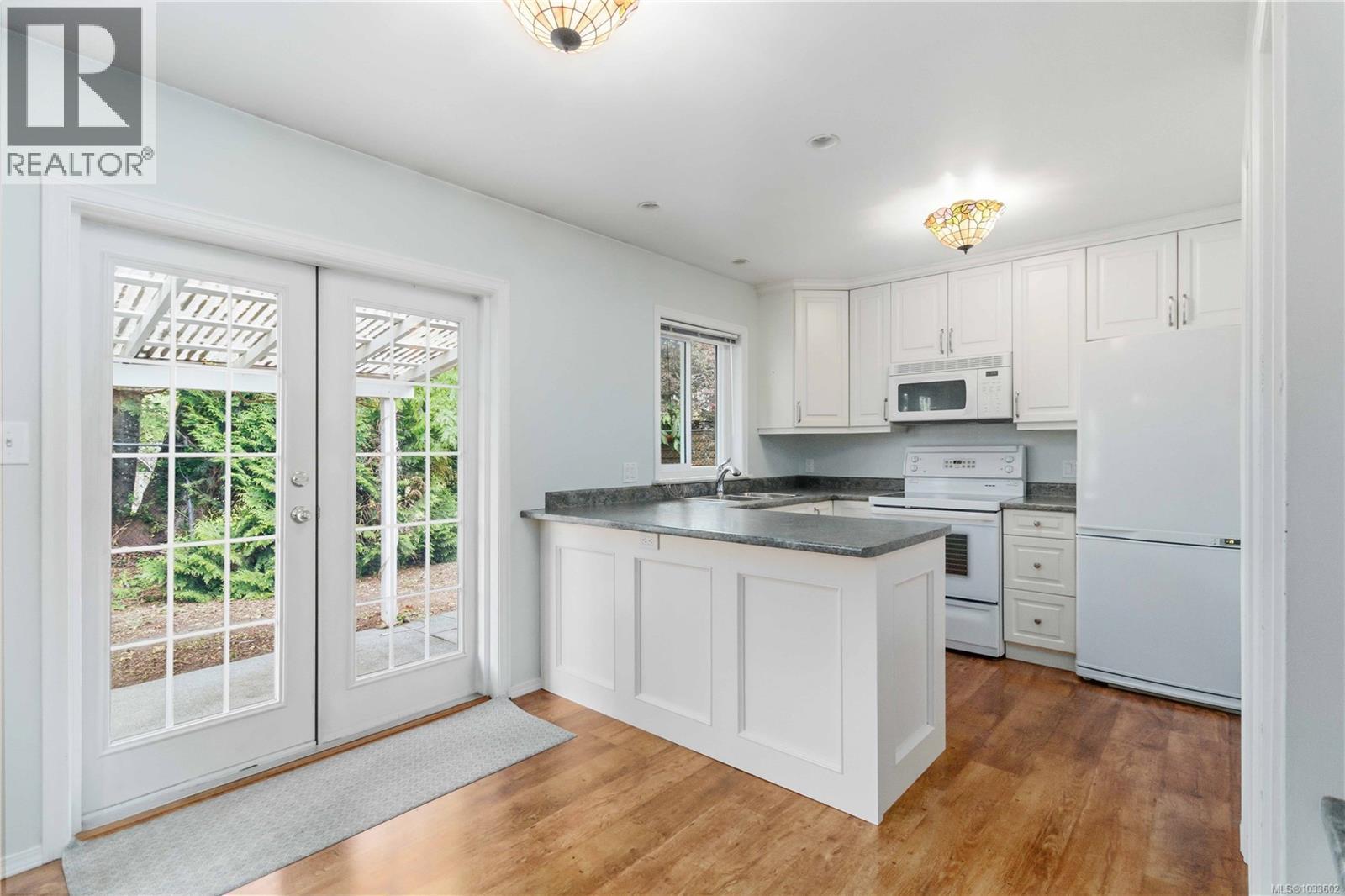 2626 Ernhill Dr - 10