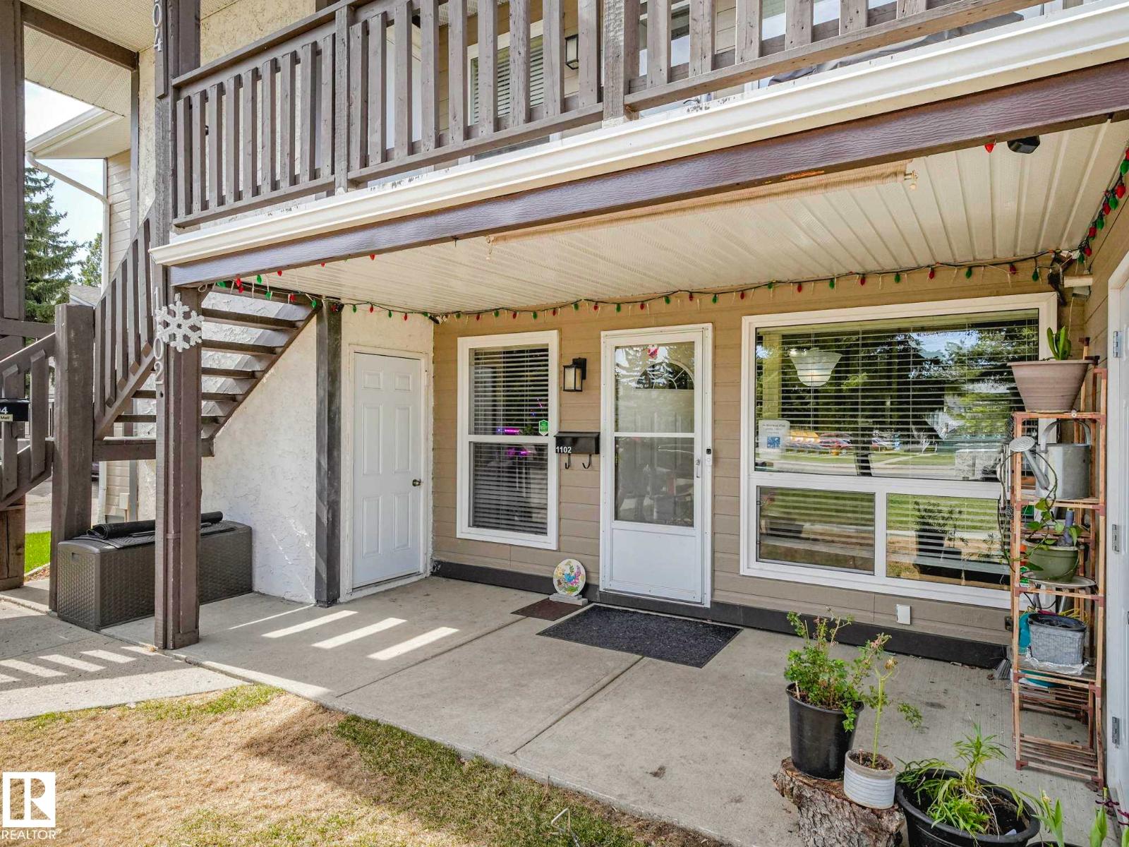 1102 SADDLEBACK RD NW, Edmonton