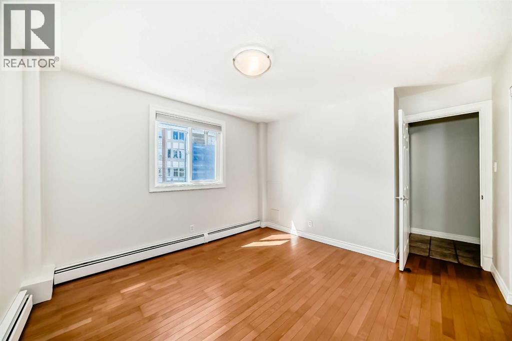 #303 835 18 Avenue SW - 27