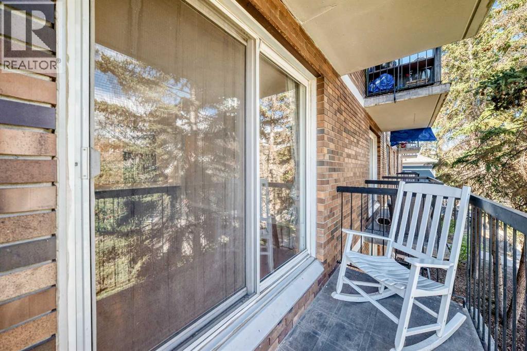 #303 835 18 Avenue SW - 20