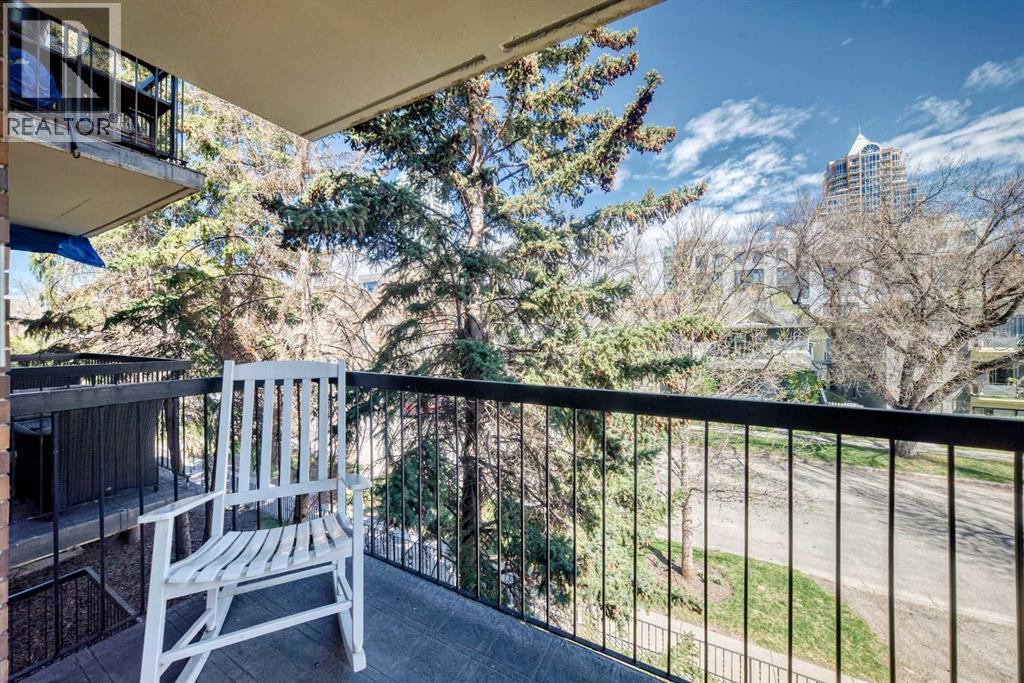 #303 835 18 Avenue SW - 18