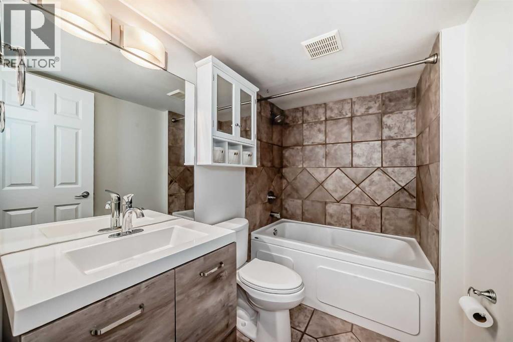 #303 835 18 Avenue SW - 33