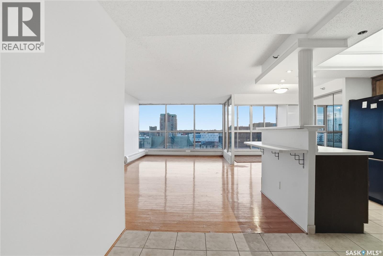#905 315 5th AVENUE N - 9