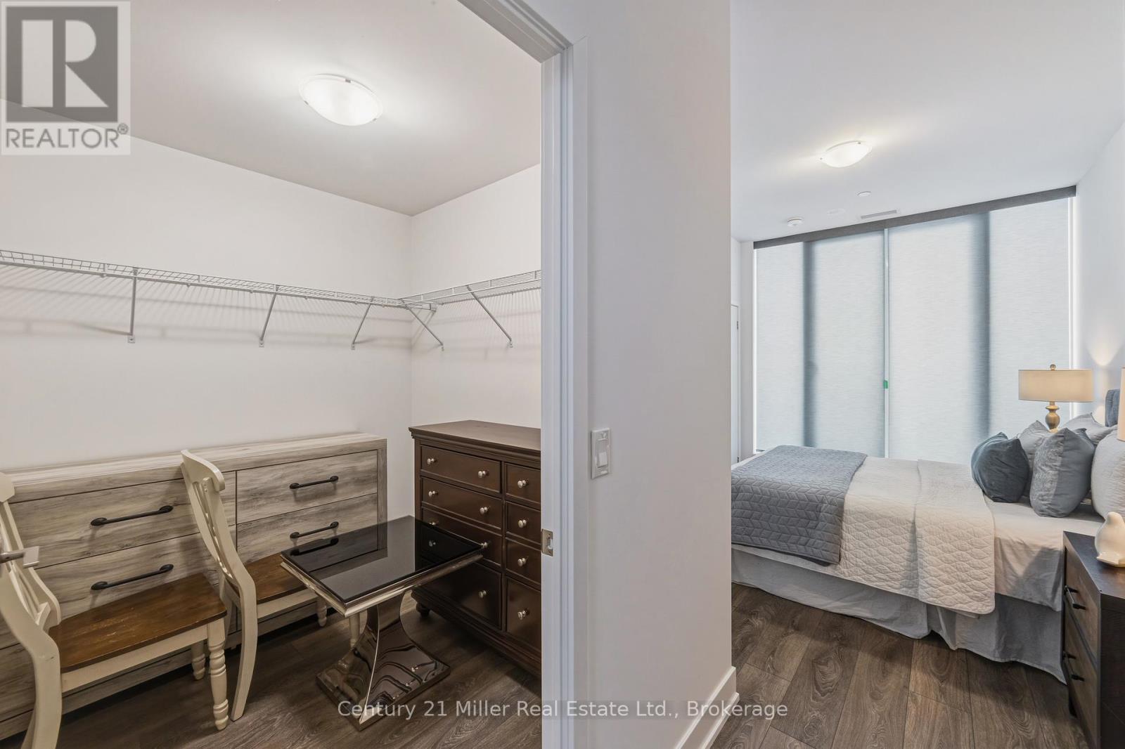 #320 297 OAK WALK DRIVE - 21