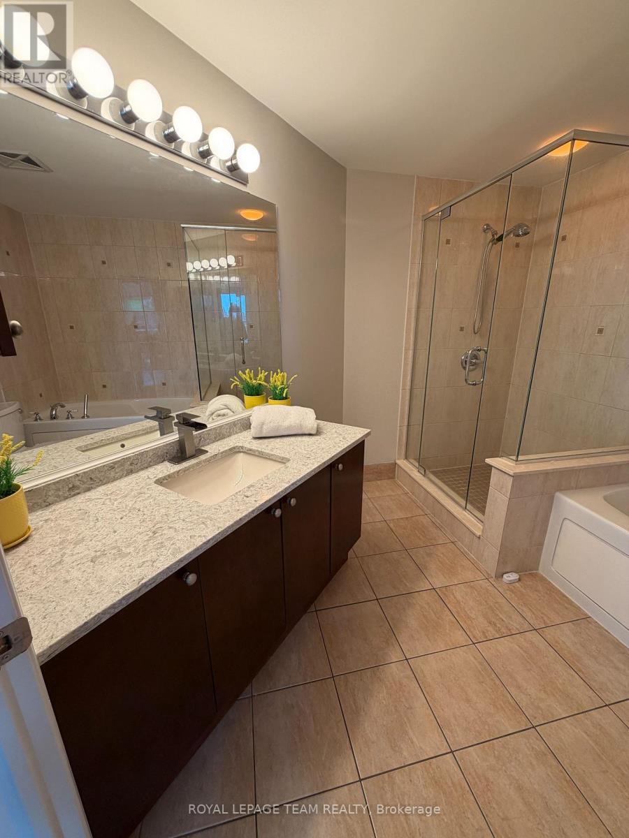 #1704 200 RIDEAU STREET - 19