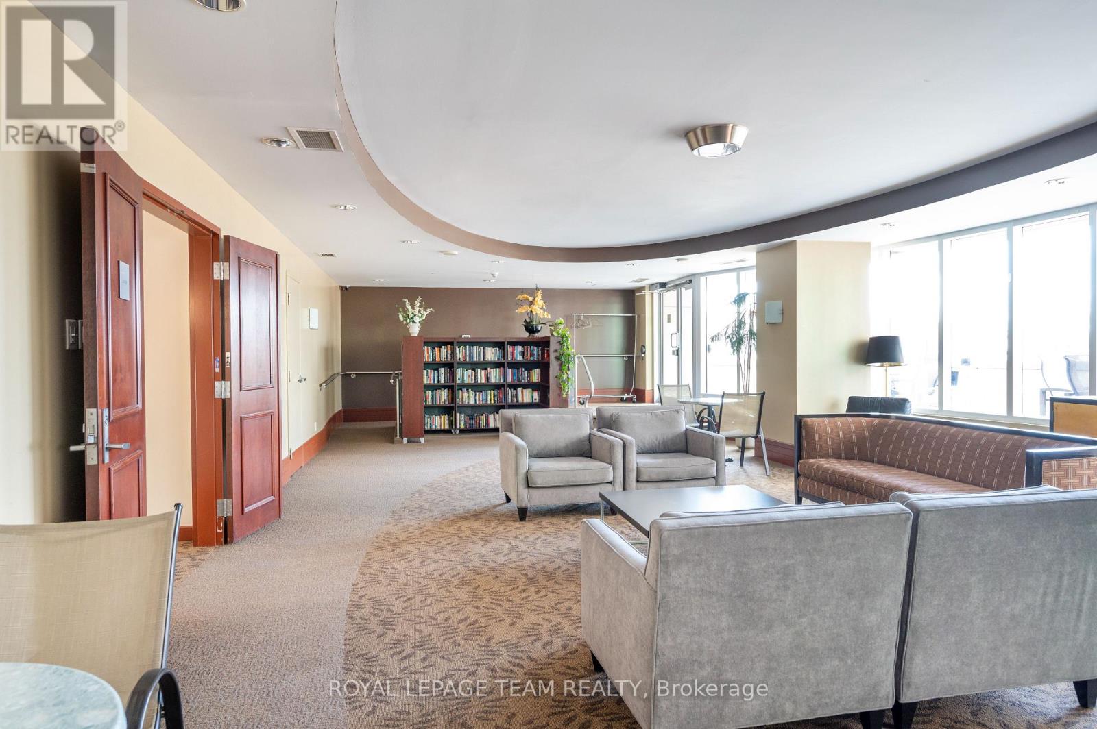 #1704 200 RIDEAU STREET - 30