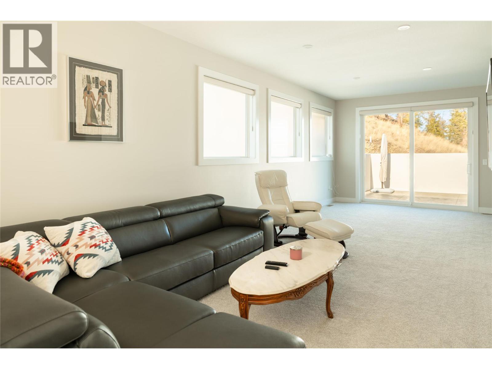 274 Summer Wood Drive, Kelowna