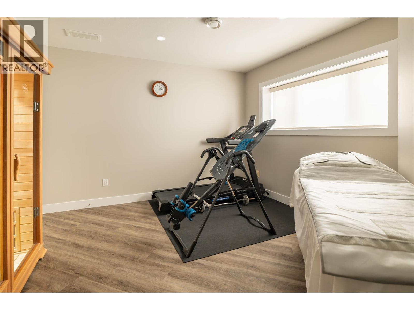 274 Summer Wood Drive, Kelowna