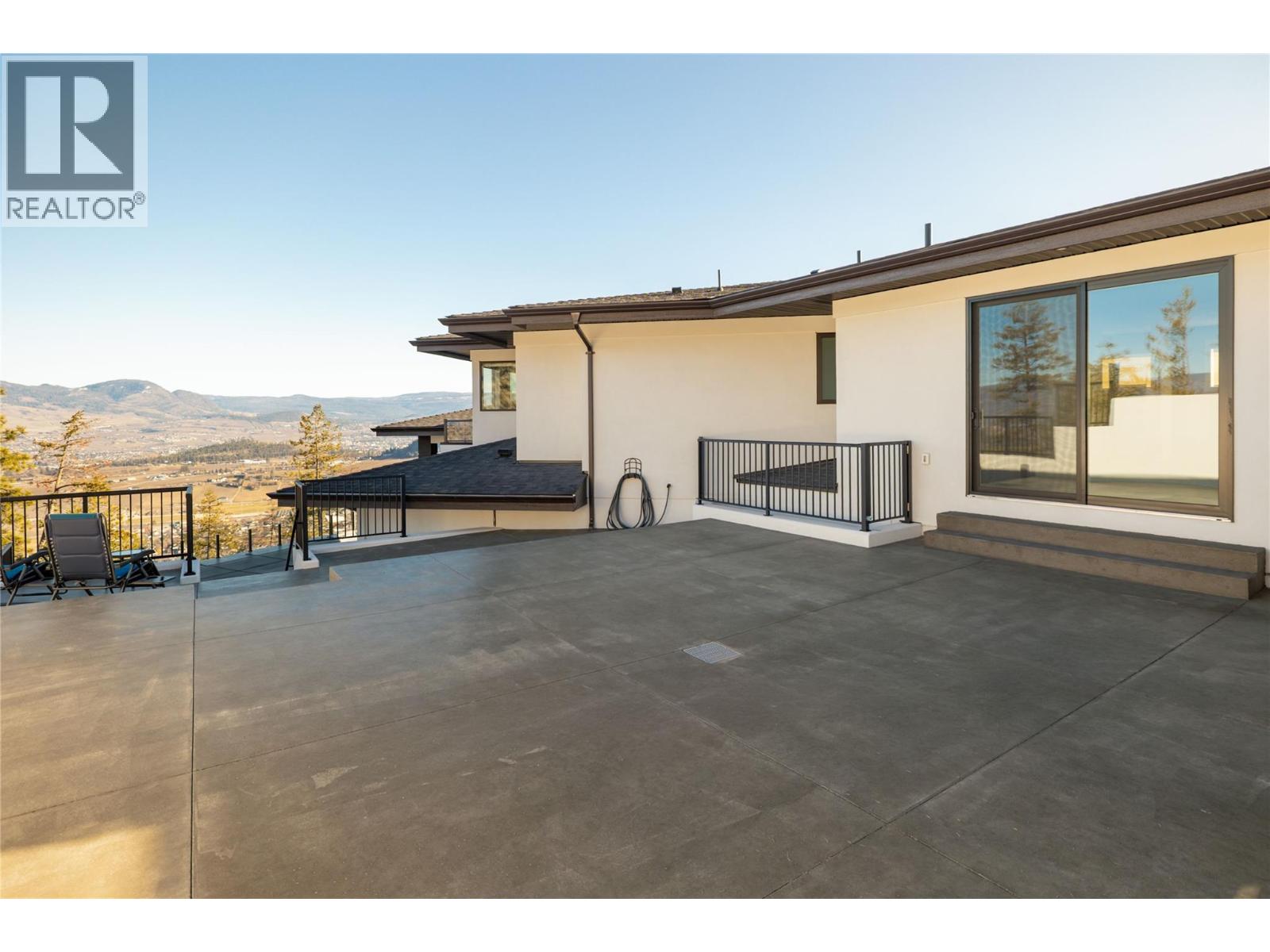 274 Summer Wood Drive, Kelowna