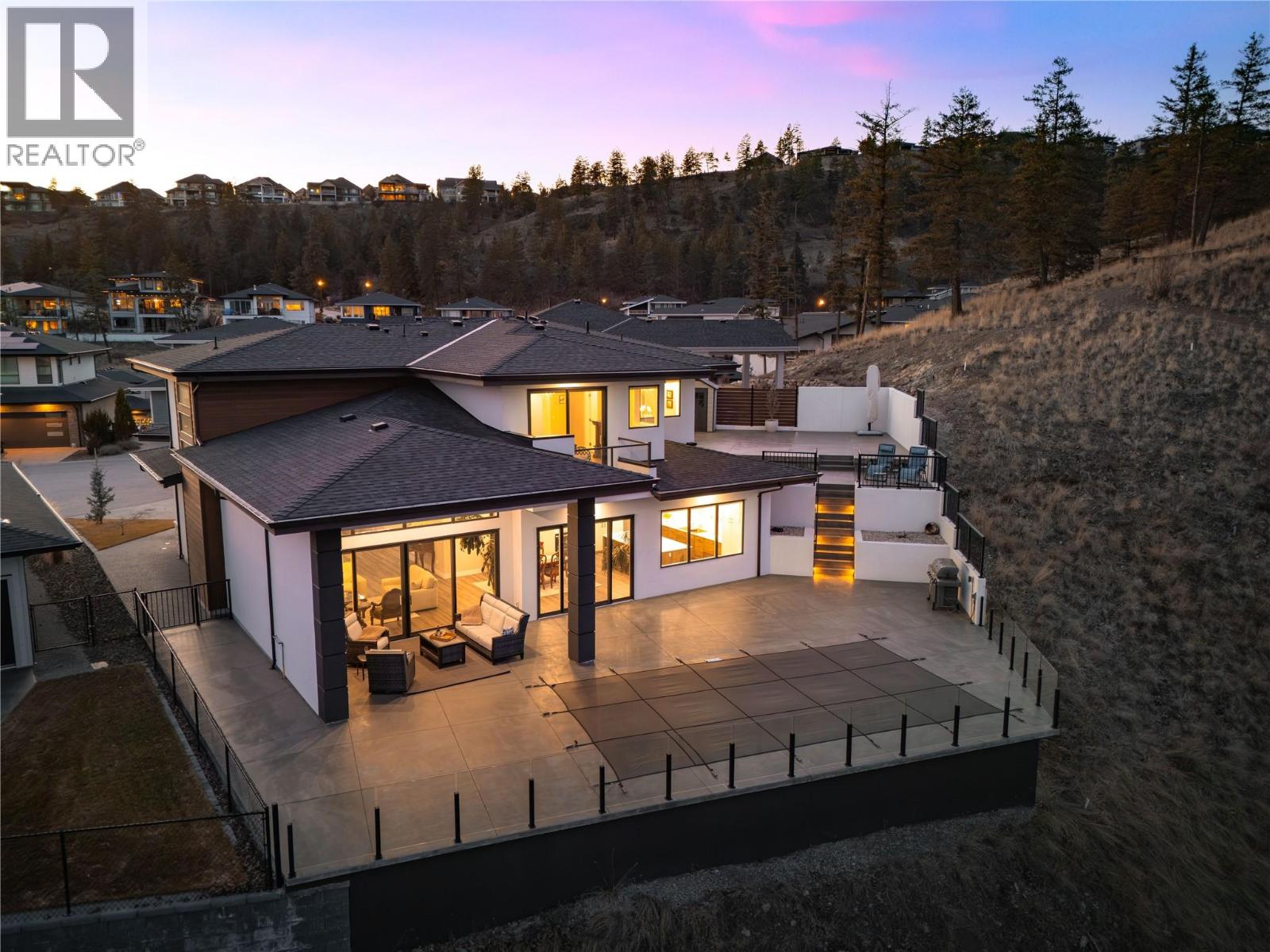 274 Summer Wood Drive, Kelowna