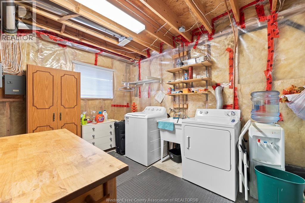 150 ROSEANN DRIVE - 24