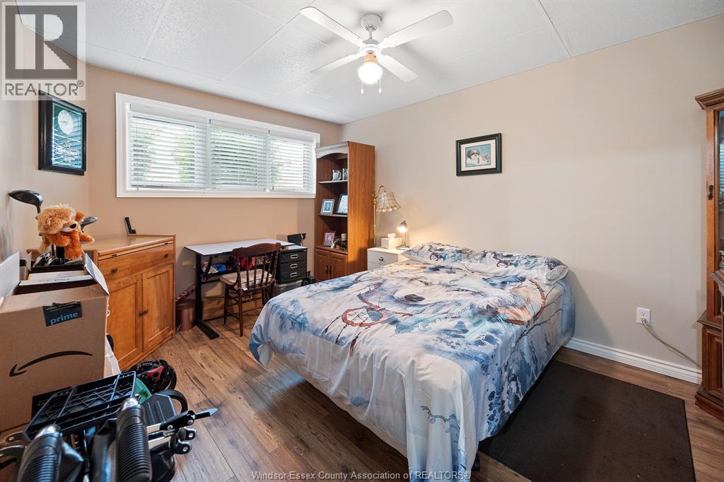 150 ROSEANN DRIVE - 22